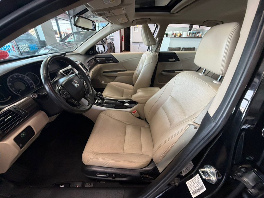 Used 2017 Honda Accord EX-L image 25