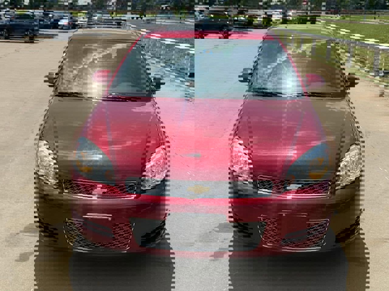 Used 2015 Chevrolet Impala LT w/ LT Sunroof Package image 2