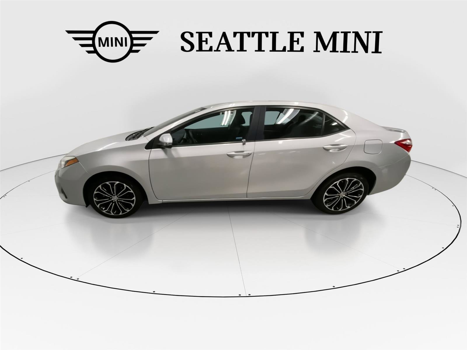 Used 2015 Toyota Corolla S image 6