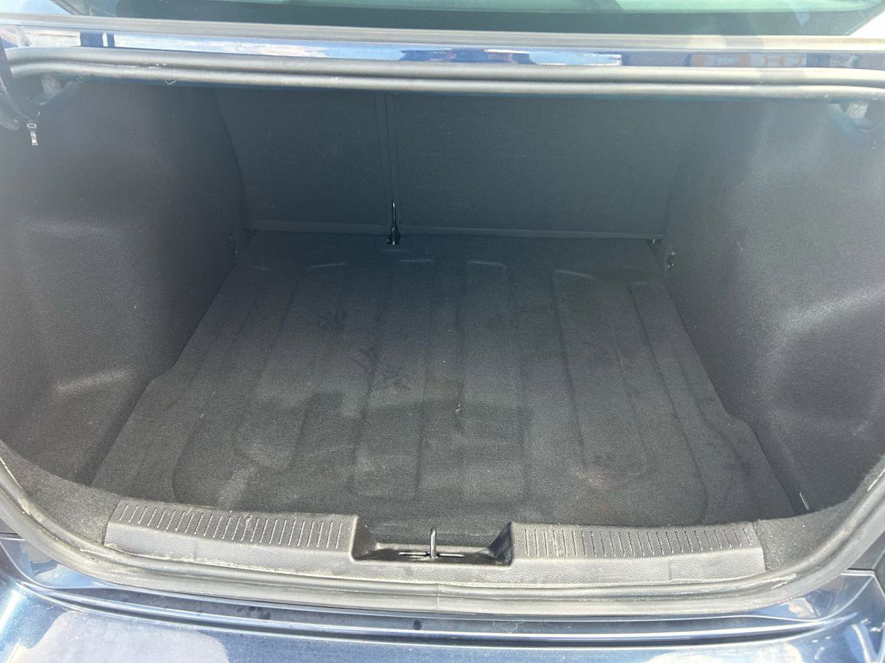 Used 2016 Chevrolet Sonic LT FWD image 17