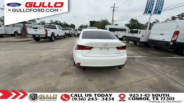 Used 2016 Lexus IS 200t RWD image 7