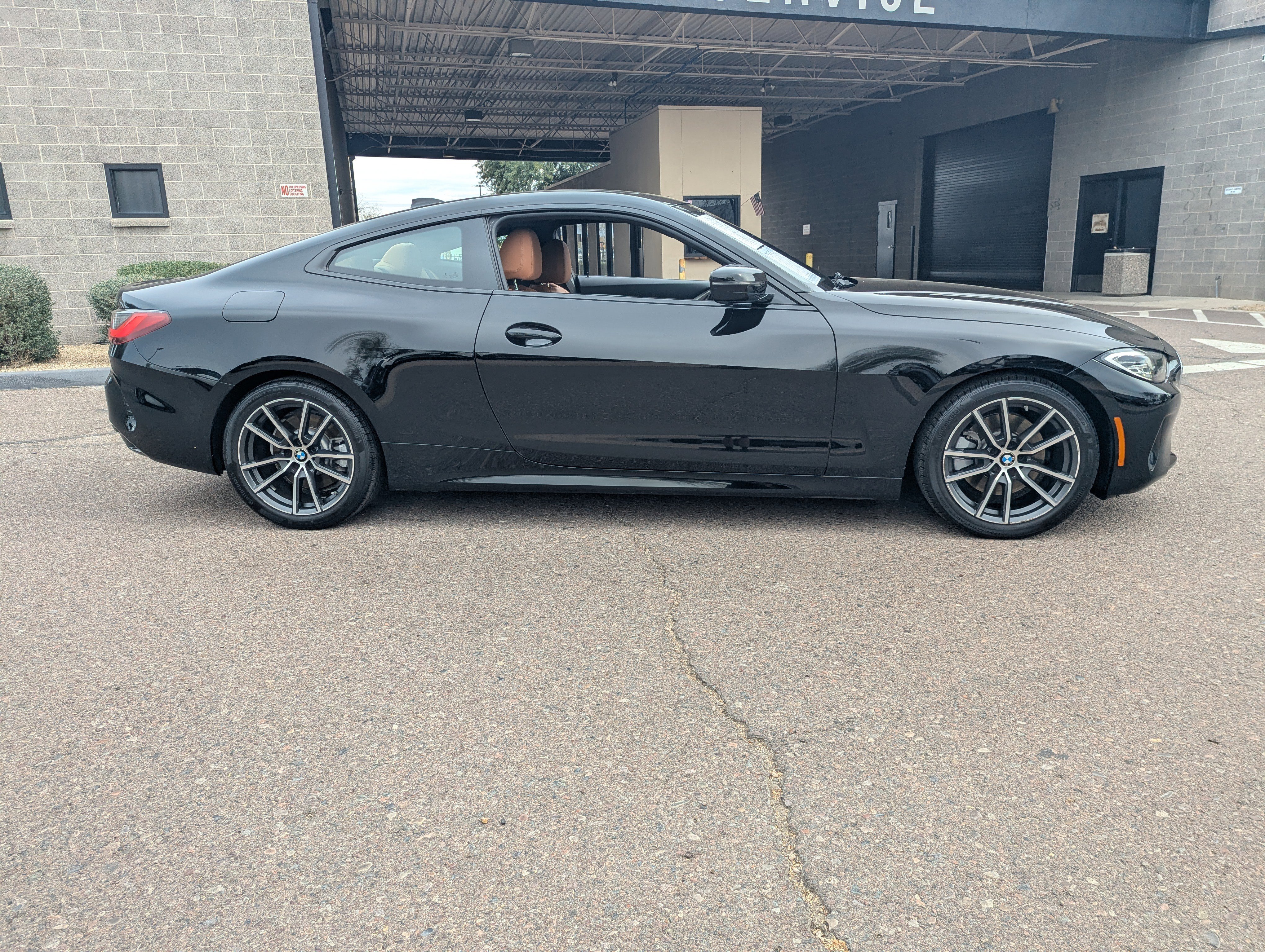 Used 2022 BMW 430i Coupe w/ Convenience Package image 2