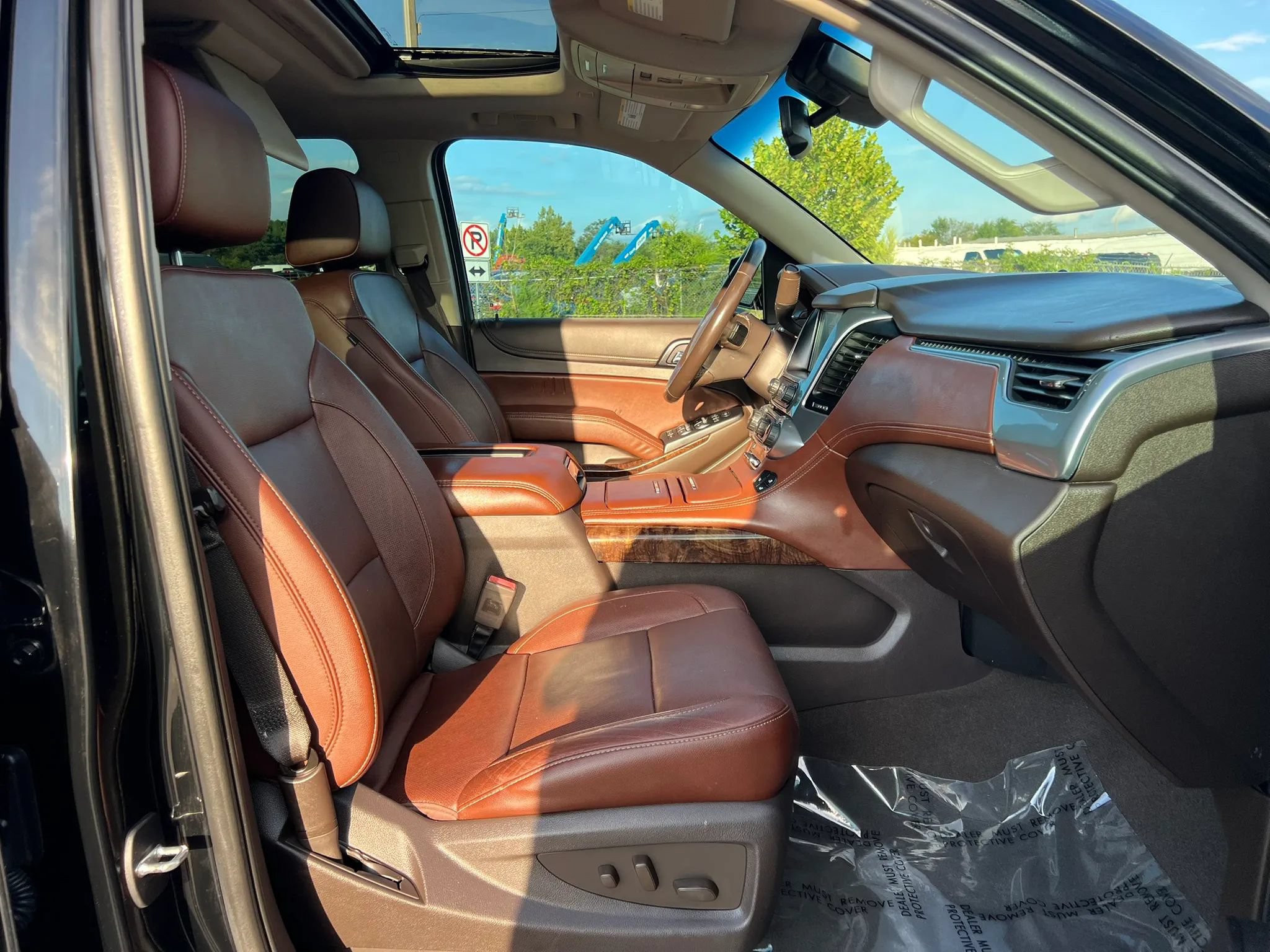 Used 2020 Chevrolet Tahoe Premier AWD/4WD image 15