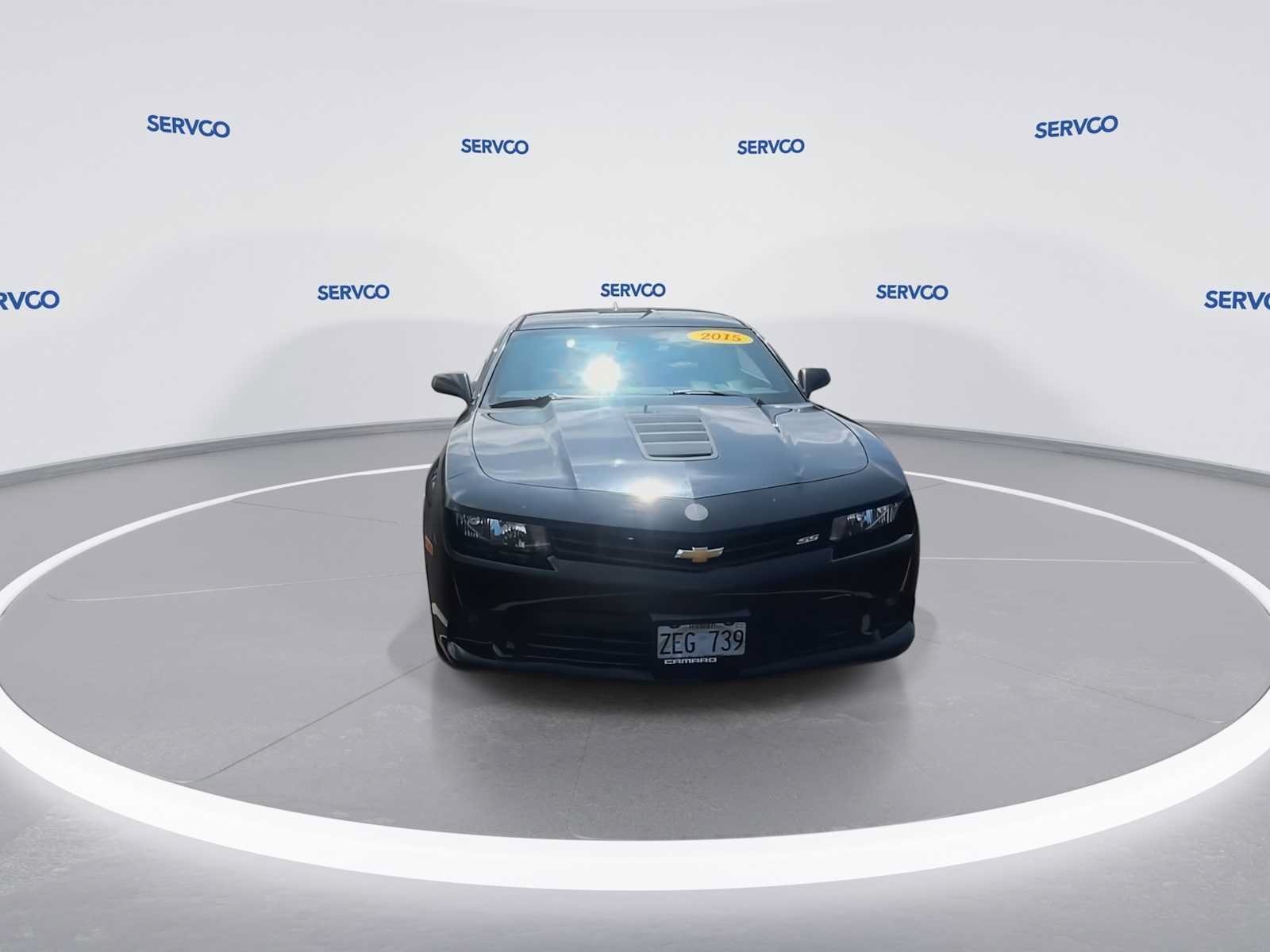 Used 2015 Chevrolet Camaro SS RWD image 3