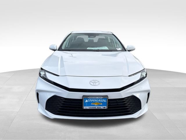 Used 2025 Toyota Camry LE FWD image 8