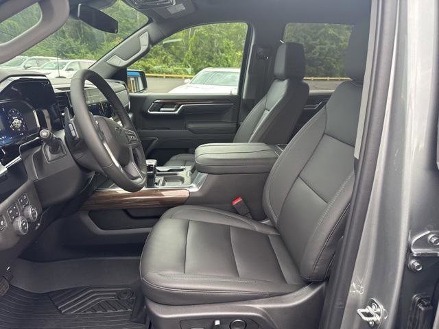 New 2026 Chevrolet Silverado 1500 RST w/ RST All Star Premium Package image 9