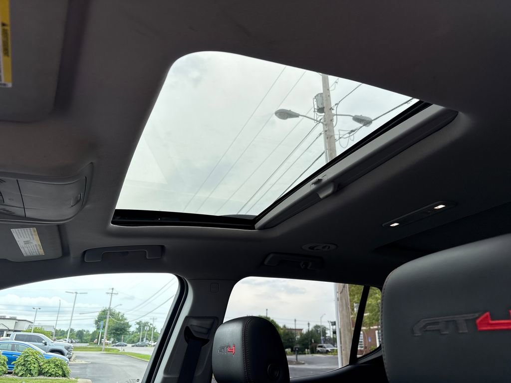 Used 2021 GMC Acadia AT4 w/ Trailering Package AWD/4WD image 32