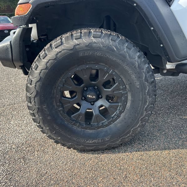 Used 2021 Jeep Wrangler Unlimited Sport AWD/4WD image 11