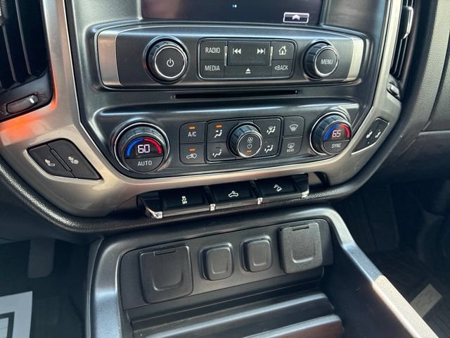 Used 2018 Chevrolet Silverado 1500 LT w/ All Star Edition AWD/4WD image 26