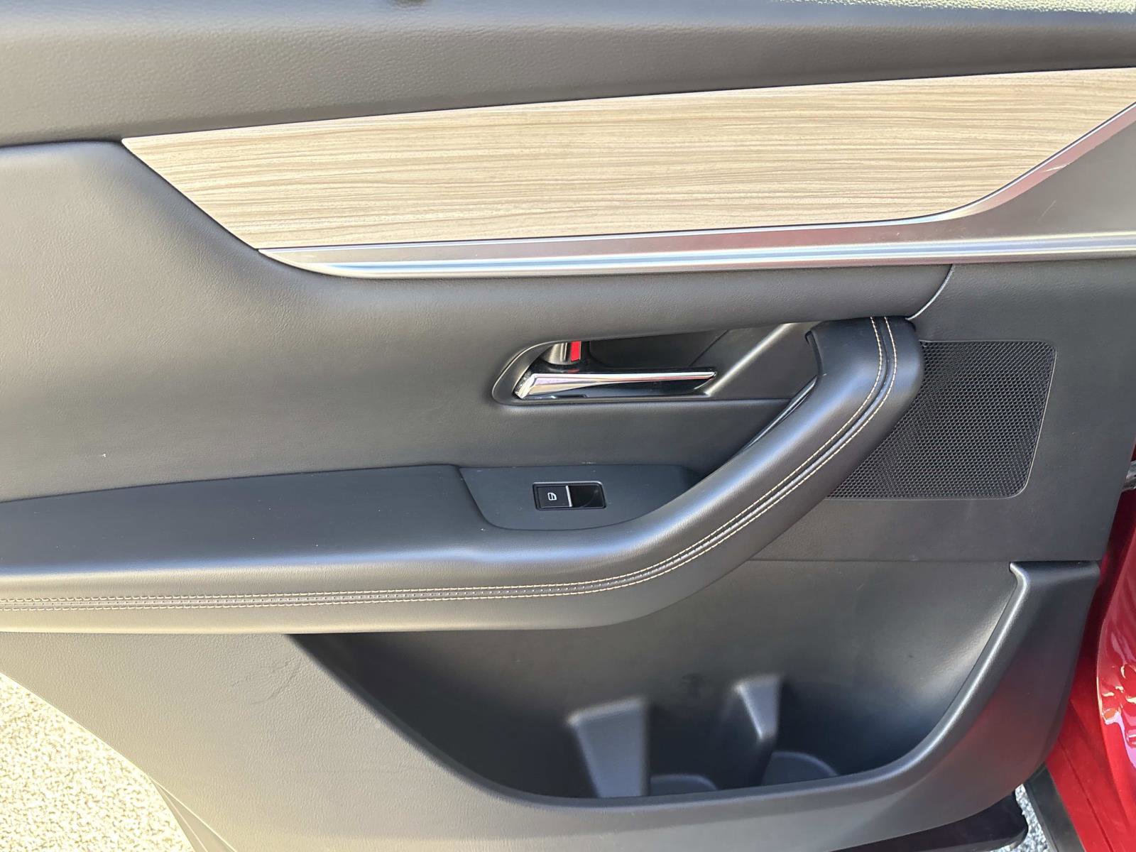 Used 2024 MAZDA CX-90 Plug-In Hybrid w/ Preferred image 10