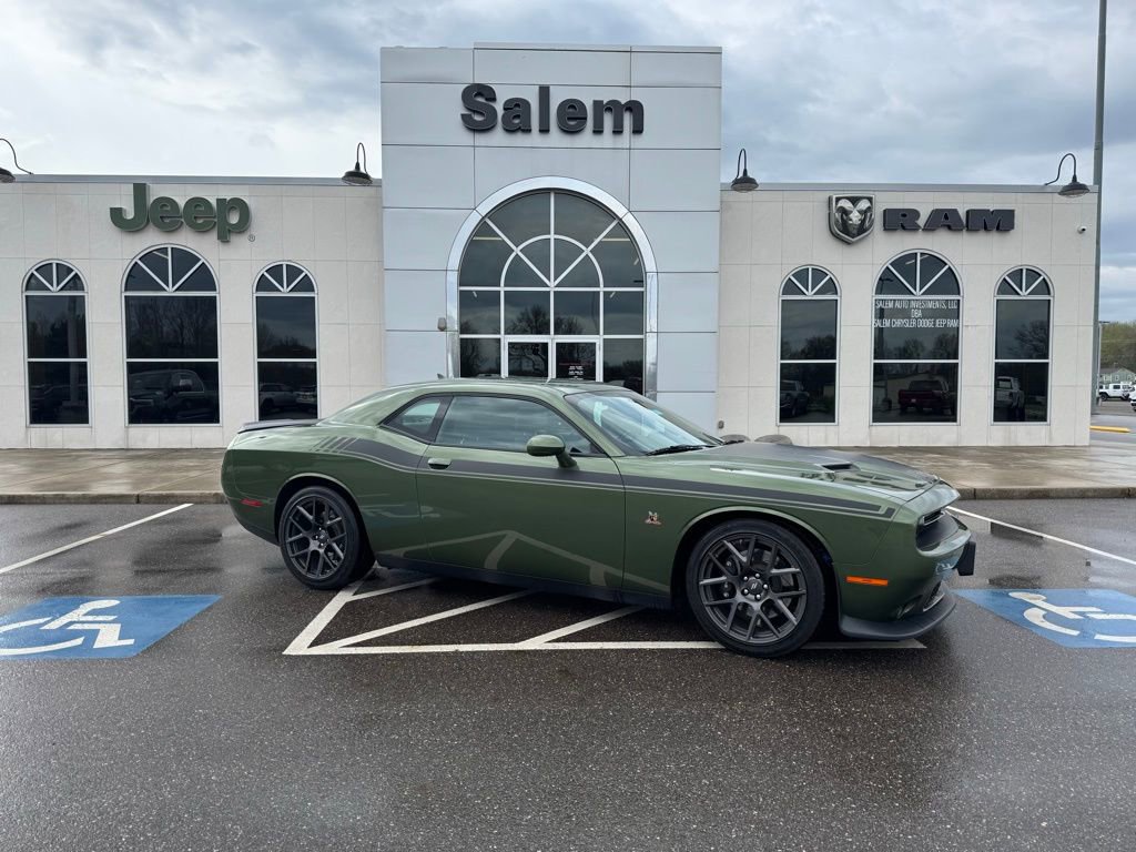 Used 2018 Dodge Challenger R/T Scat Pack w/ Leather Interior Group RWD image 1