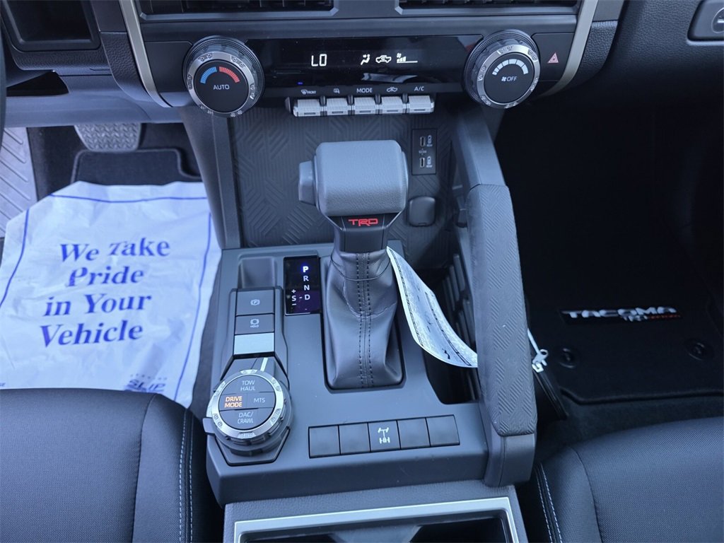 New 2025 Toyota Tacoma TRD Off-Road image 27