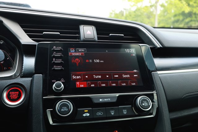 Used 2021 Honda Civic Sport image 16