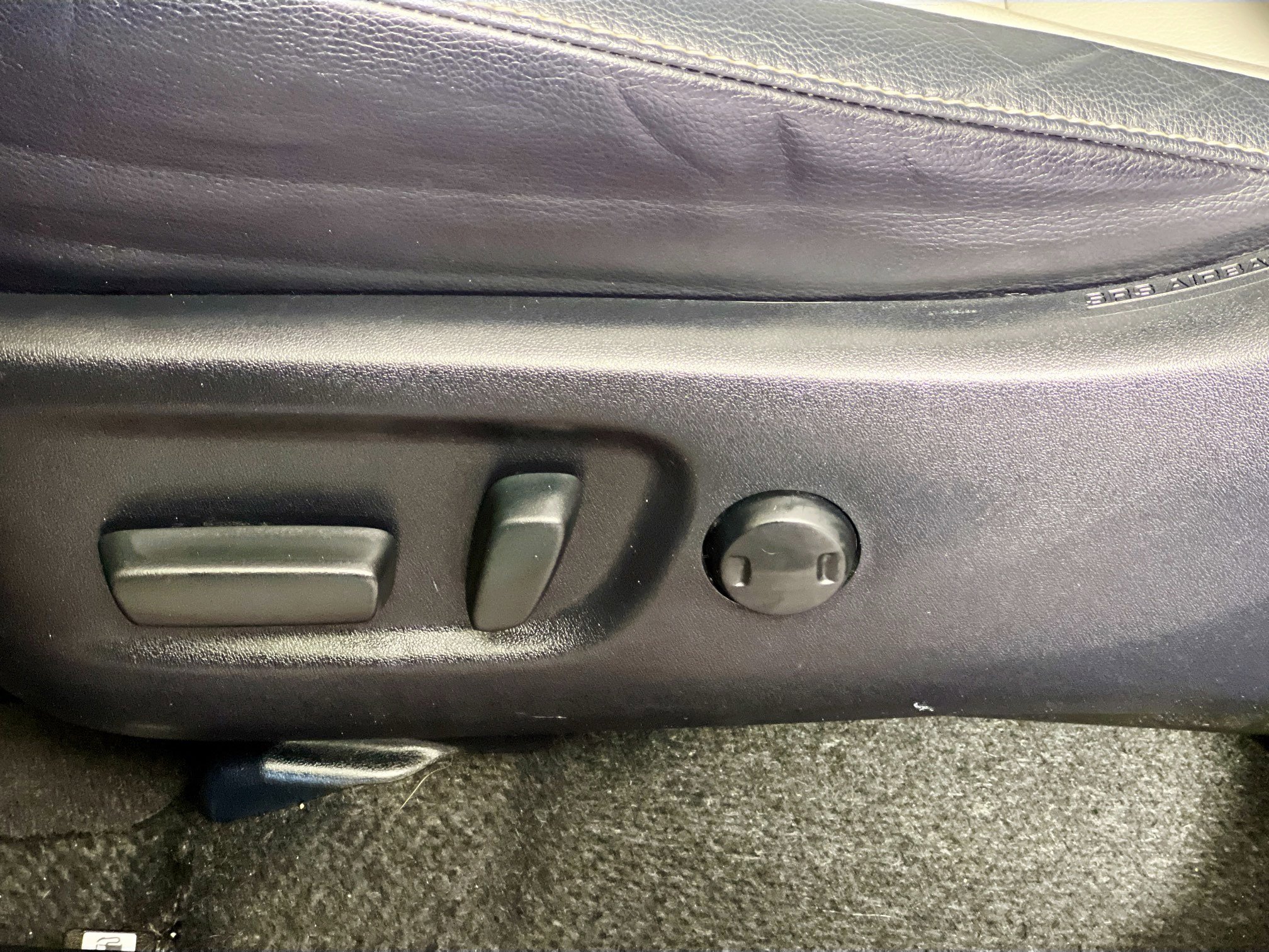 Used 2017 Toyota RAV4 Limited image 15