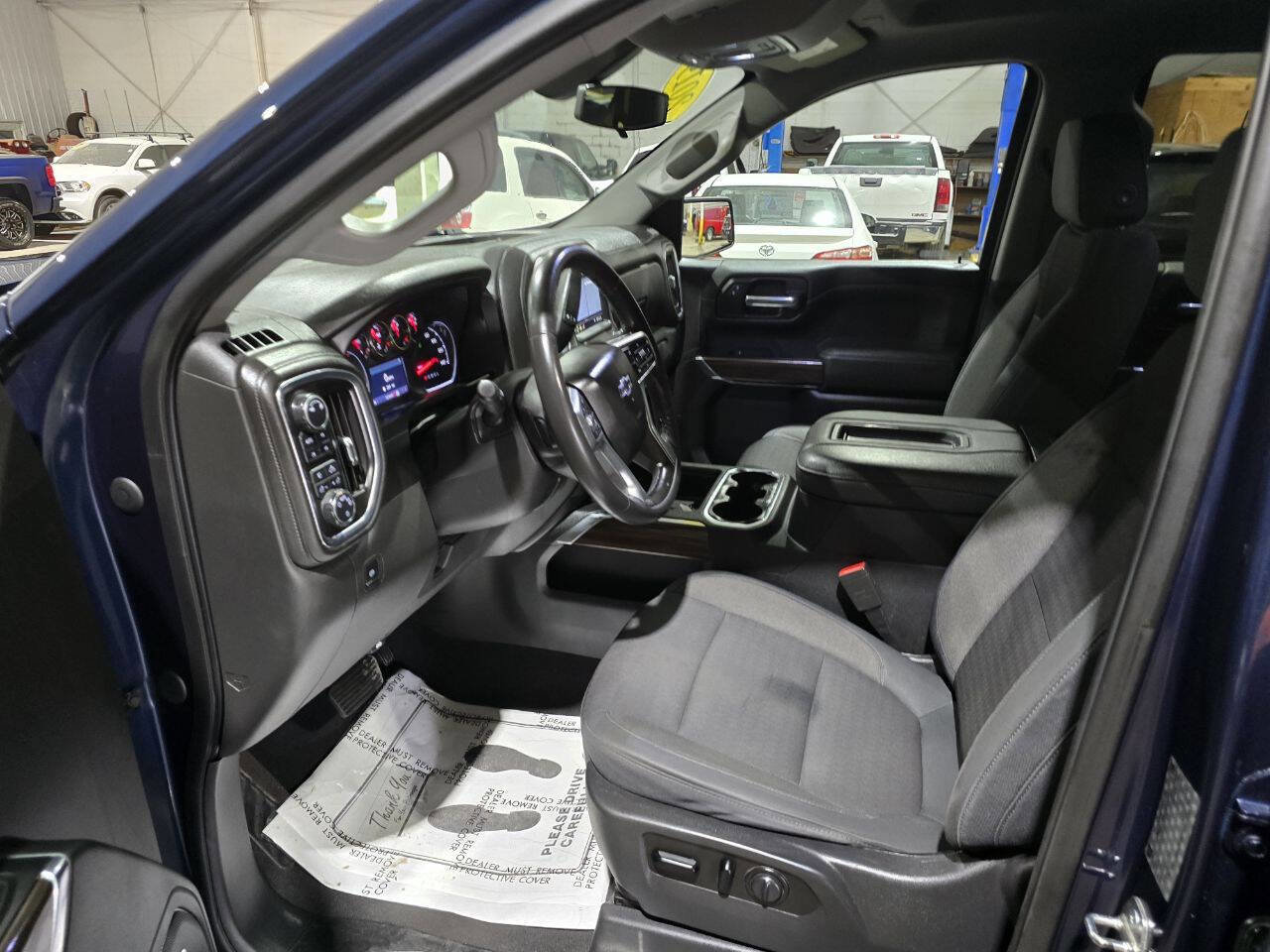 Used 2019 Chevrolet Silverado 1500 RST w/ All-Star Edition image 29
