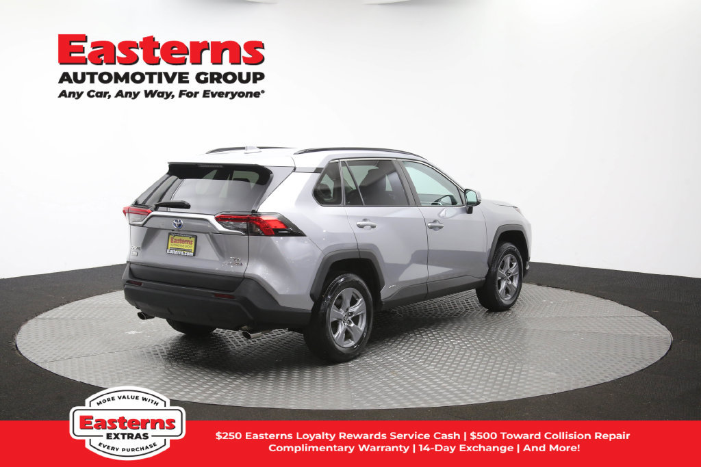 Used 2022 Toyota RAV4 XLE w/ Convenience Package AWD/4WD image 42