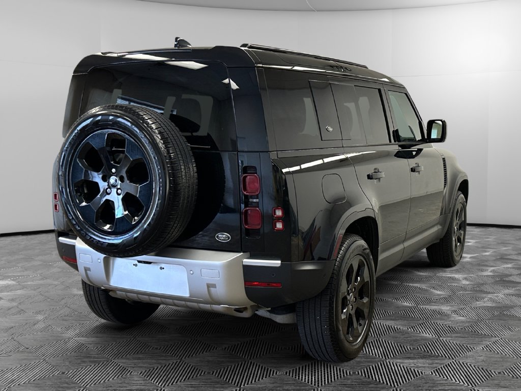 Used 2023 Land Rover Defender 110 S AWD/4WD image 7
