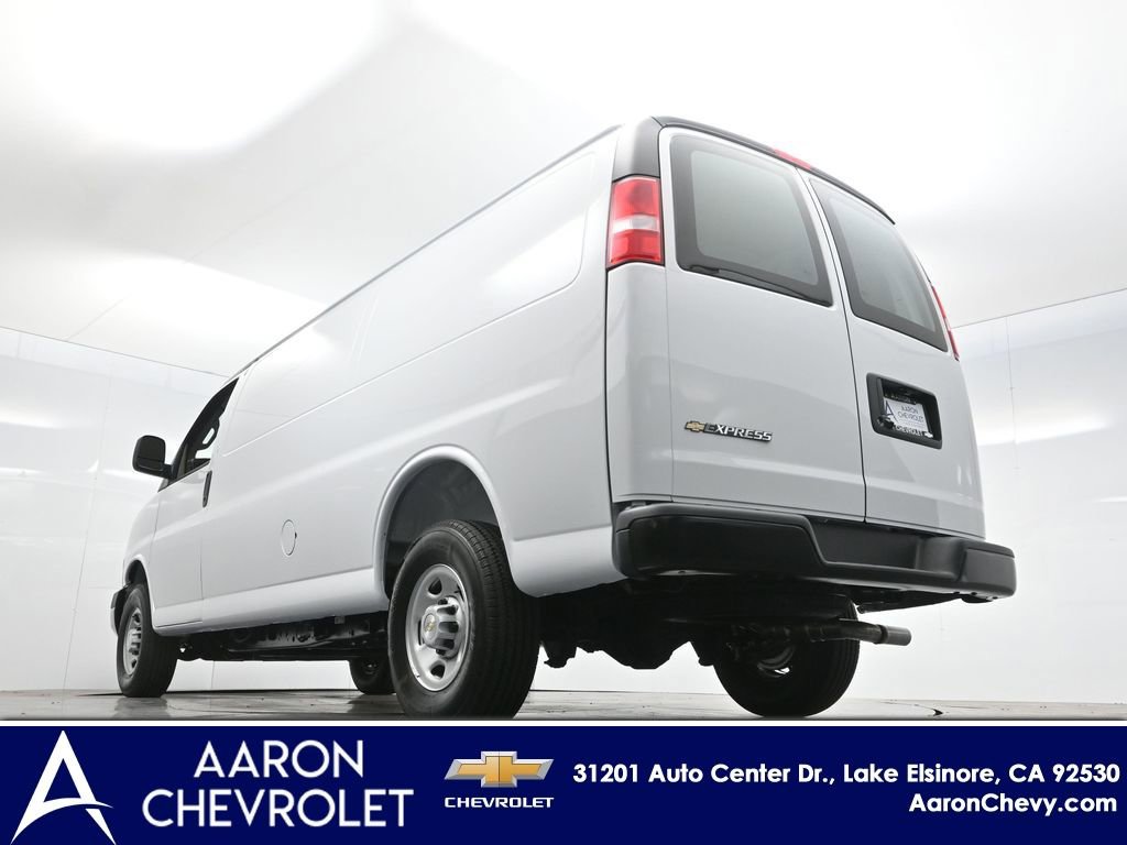 New 2025 Chevrolet Express 3500 Extended w/ Driver Convenience Package image 54