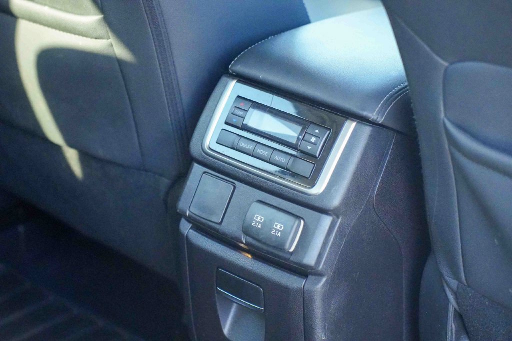 Used 2022 Subaru Ascent Onyx Edition AWD/4WD image 23