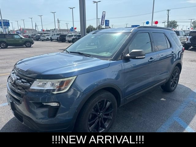 Used 2018 Ford Explorer XLT w/ Equipment Group 202A AWD/4WD image 1