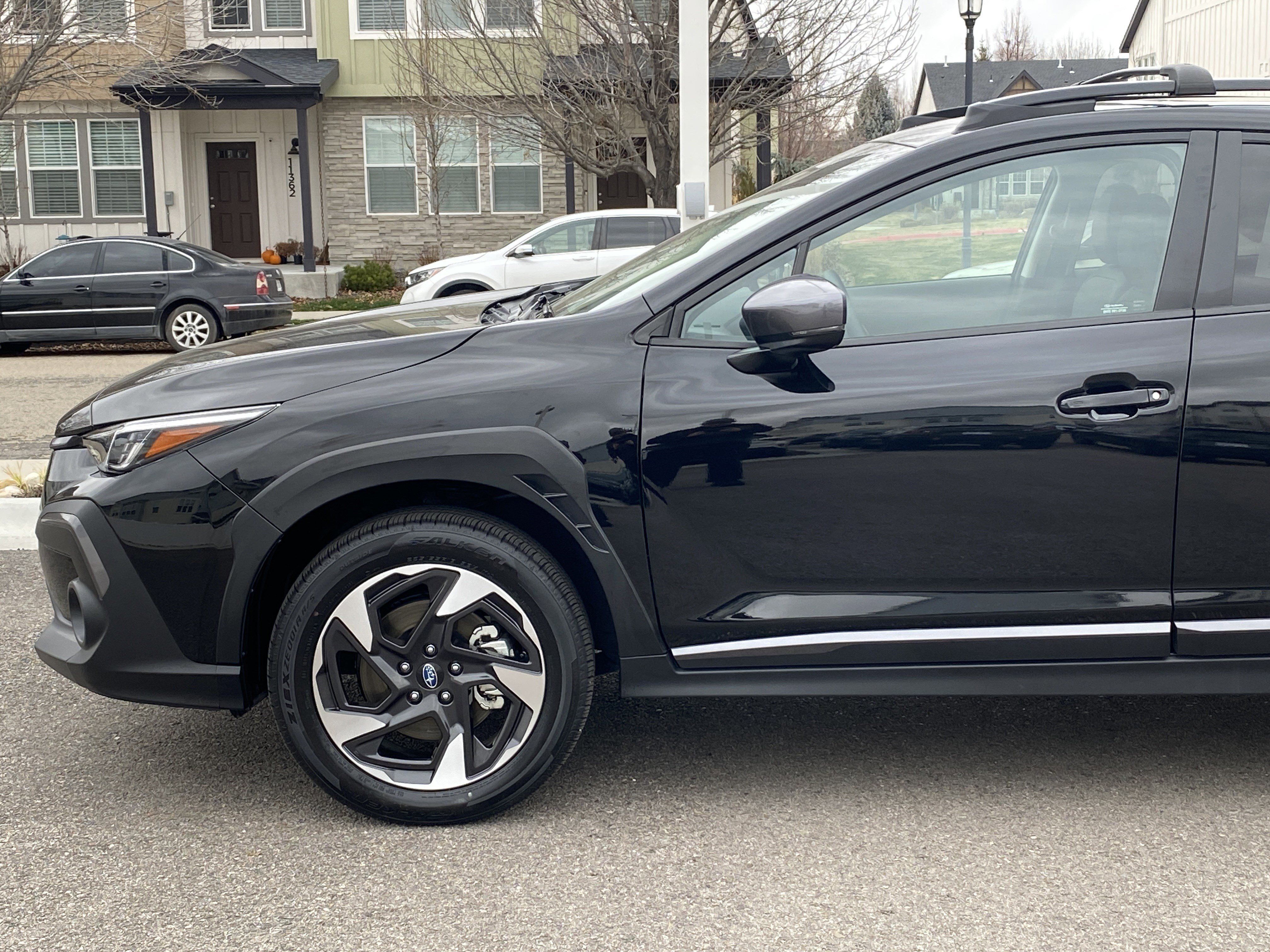 Used 2025 Subaru Crosstrek 2.5i Limited w/ Crosstrek Mirror Package image 2