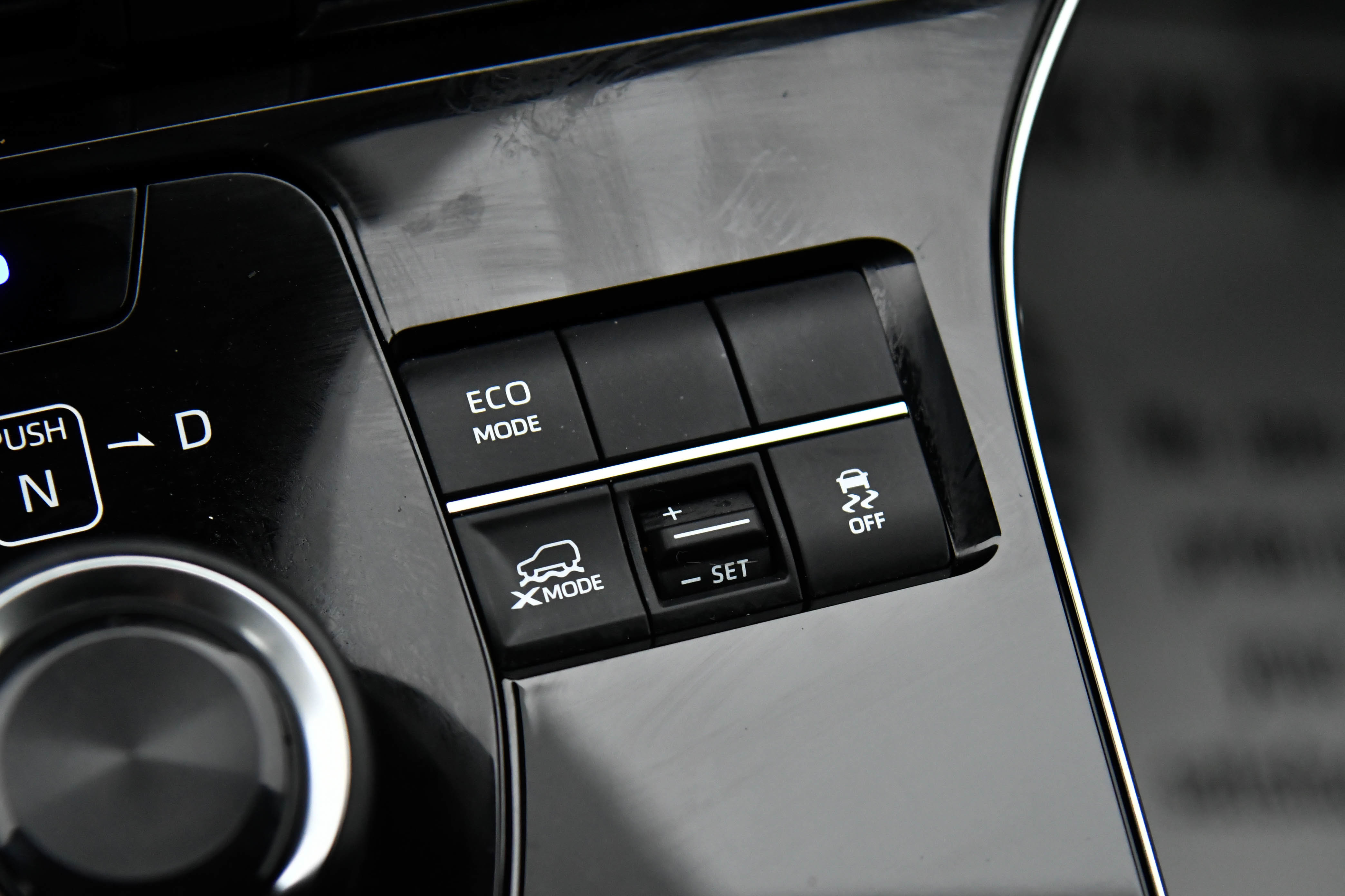 Used 2024 Toyota bZ4X AWD w/ Weather Package image 27