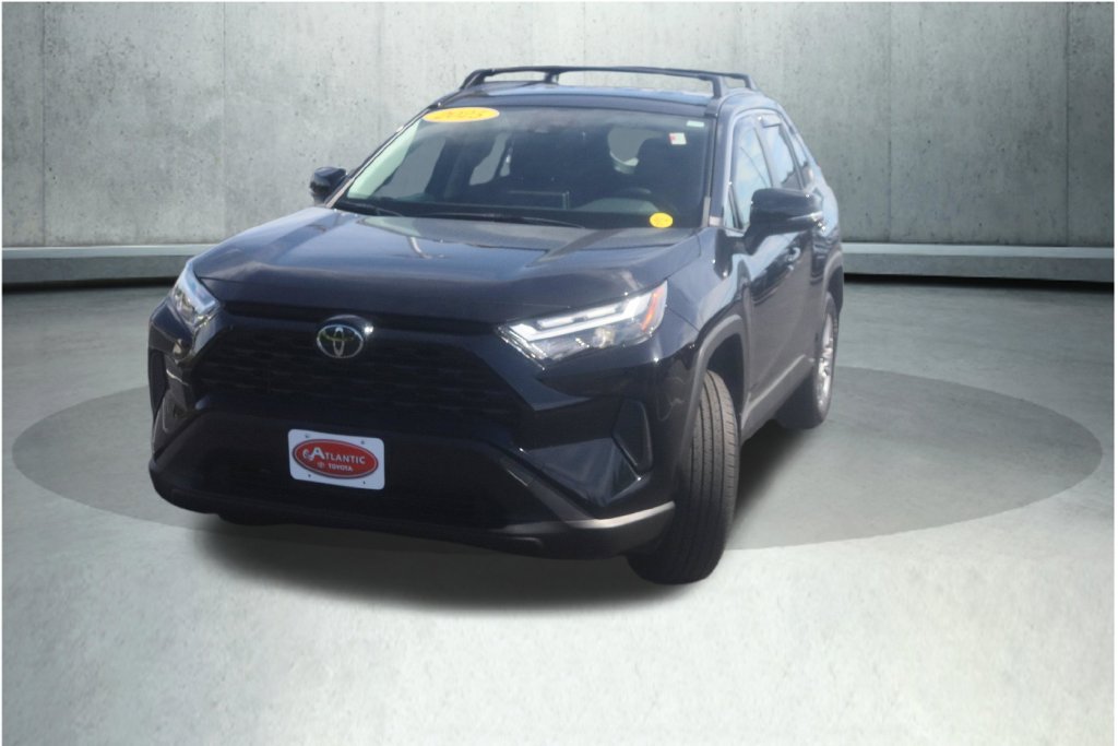 Used 2025 Toyota RAV4 XLE AWD/4WD image 21