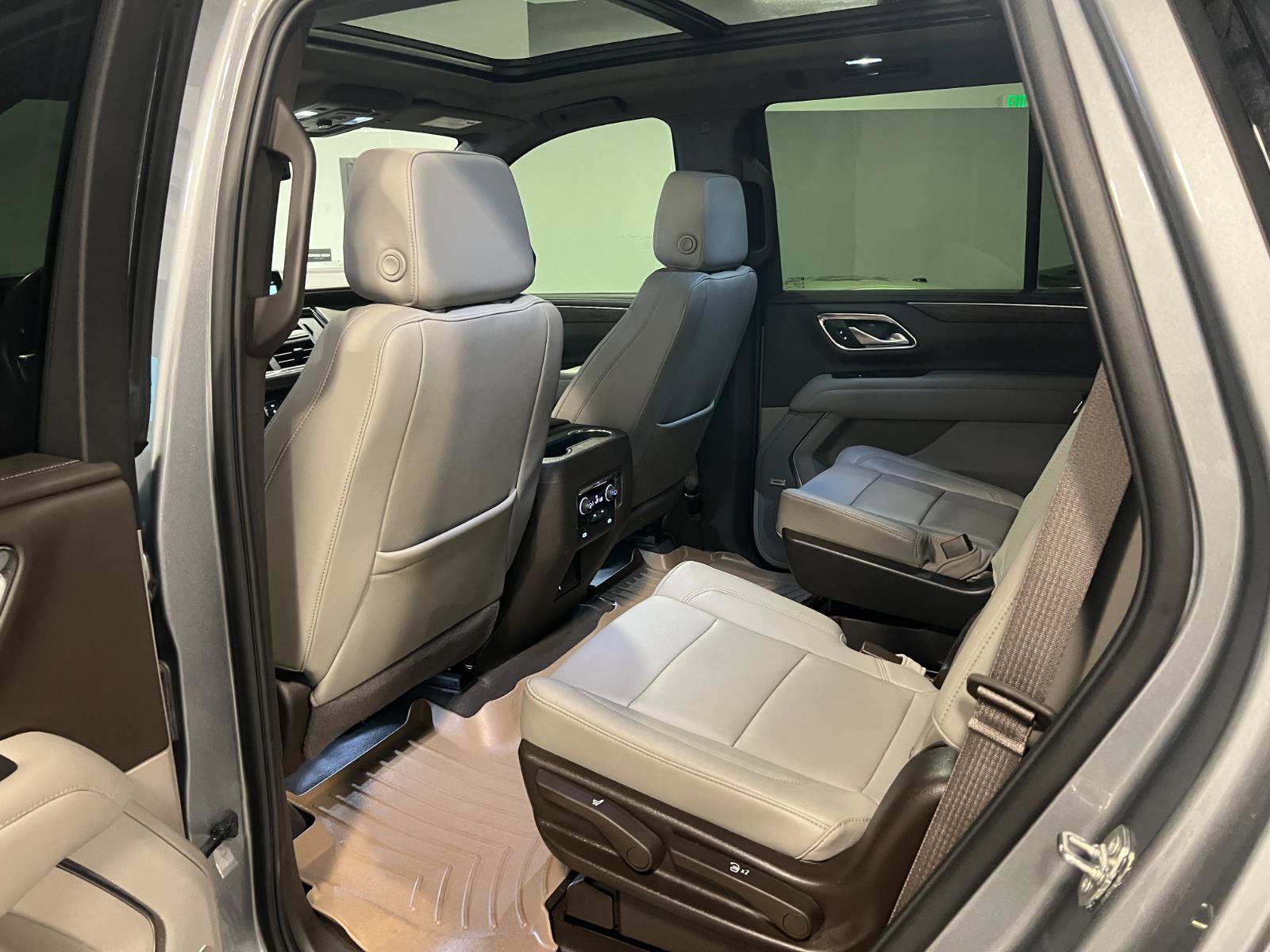 Used 2023 Chevrolet Tahoe Z71 image 29