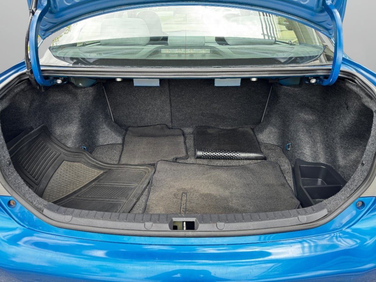 Used 2010 Toyota Corolla FWD image 14