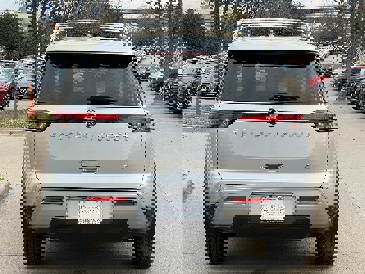 Certified 2023 Nissan Pathfinder SL w/ SL Premium Package image 5