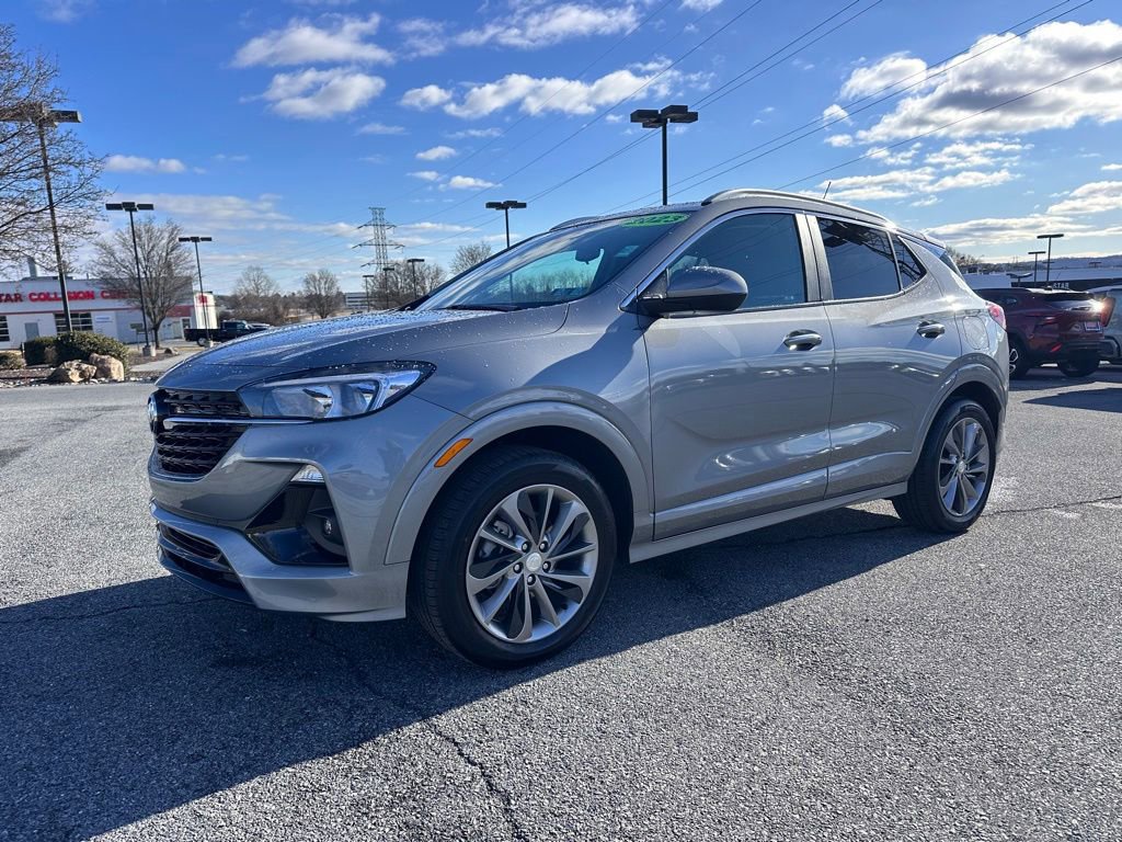 Certified 2023 Buick Encore GX Select w/ Sport Touring Package FWD image 2
