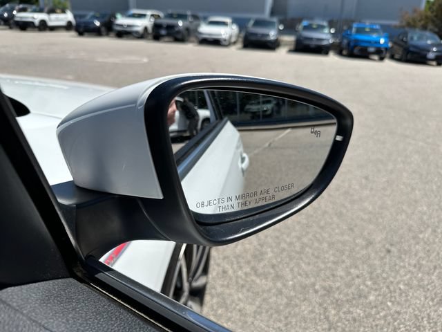 Used 2018 Volkswagen Jetta GLI FWD image 39