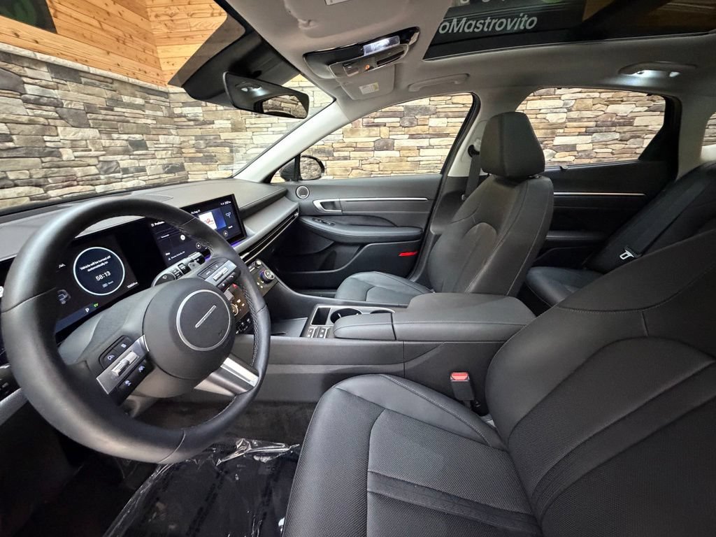 Used 2024 Hyundai Sonata Limited FWD image 23