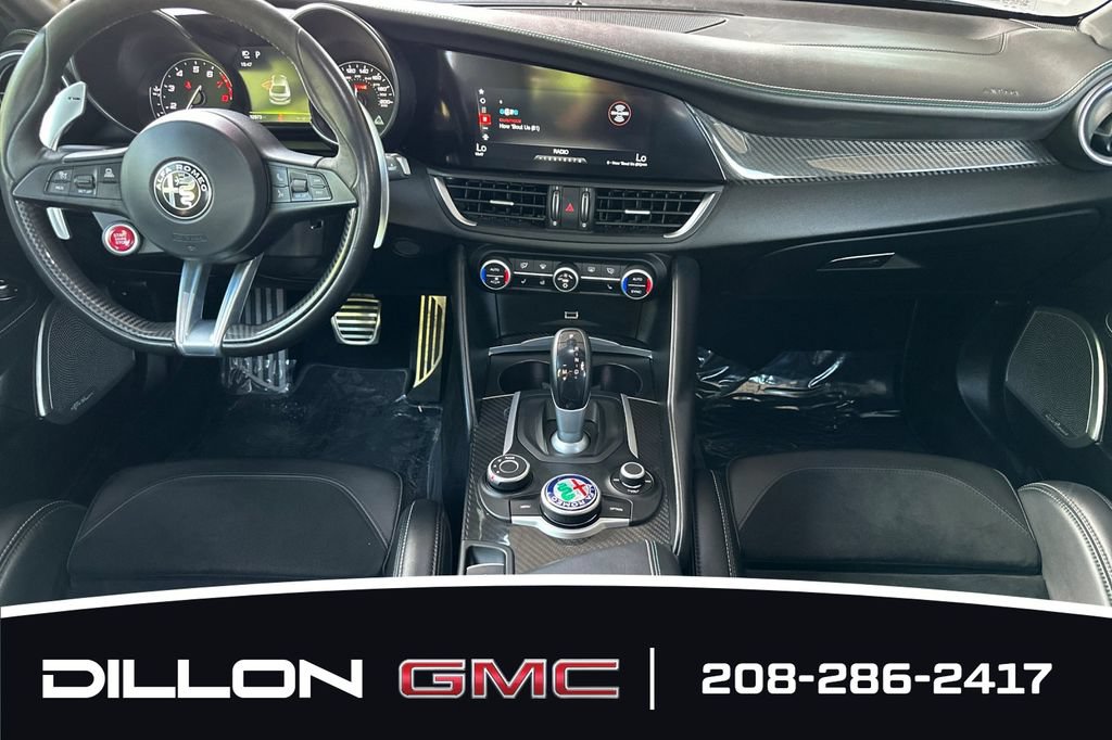 Used 2017 Alfa Romeo Giulia Quadrifoglio RWD image 13