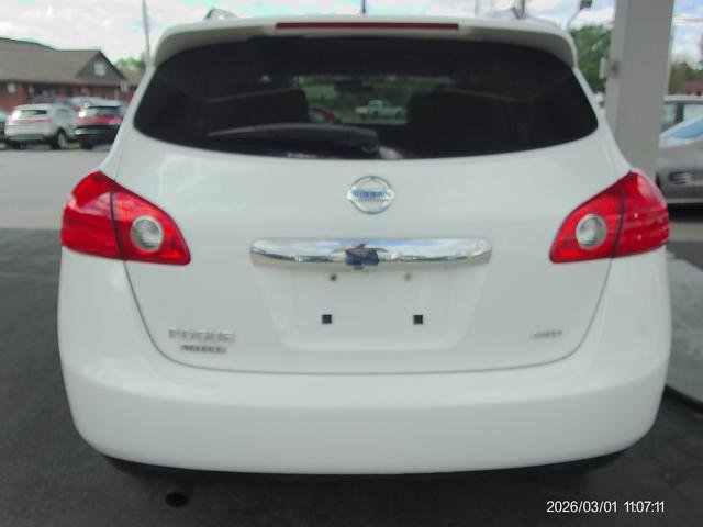 Used 2015 Nissan Rogue S w/ Convenience Package image 4