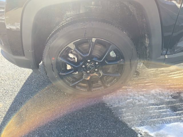 New 2026 Jeep Compass Latitude AWD/4WD image 8