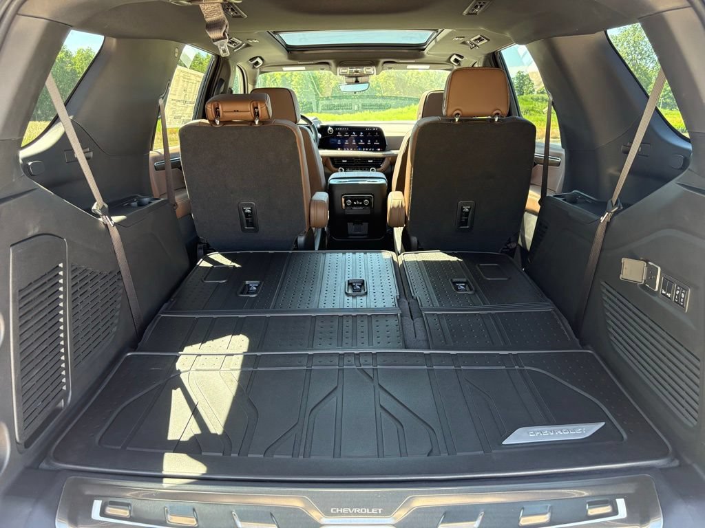 New 2026 Chevrolet Tahoe High Country w/ LPO, Illumination Package AWD/4WD image 61
