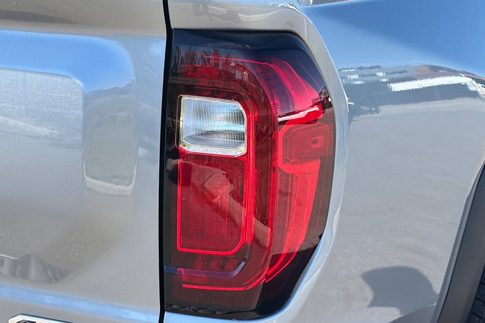 Used 2025 GMC Canyon AT4 w/ AT4 Premium Package AWD/4WD image 45