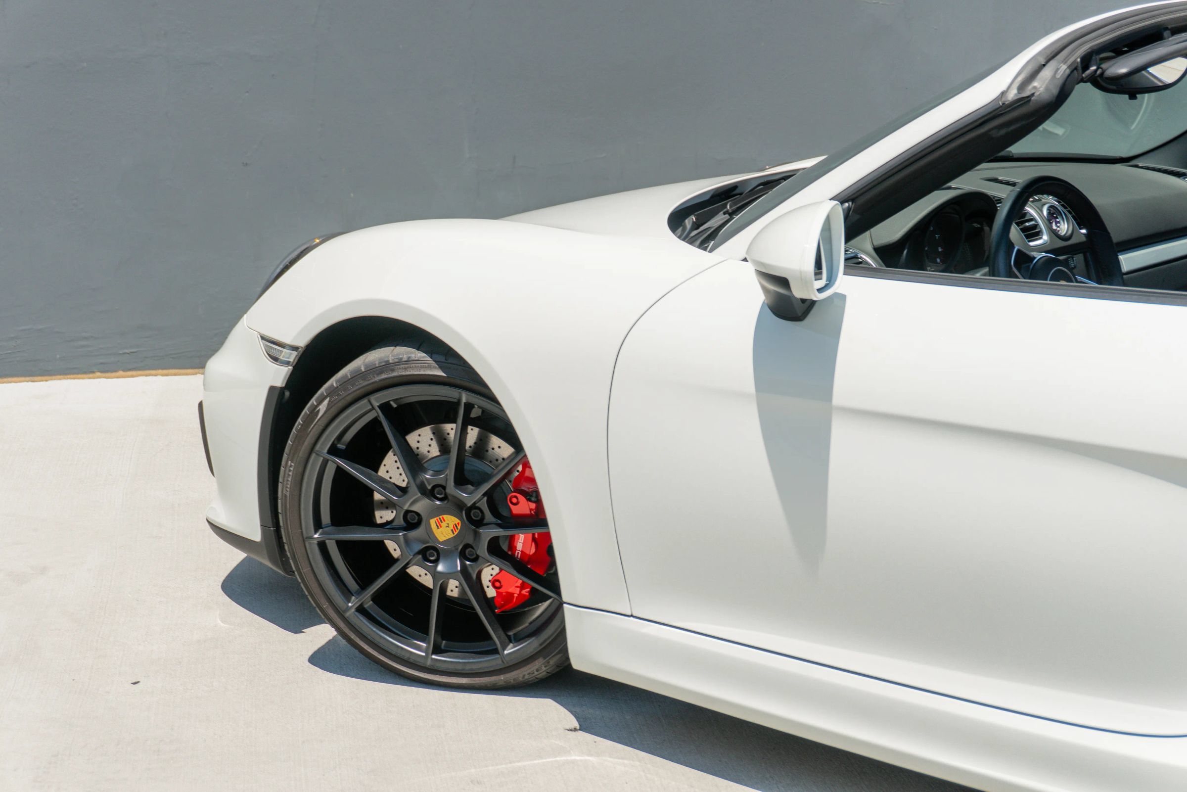 Used 2016 Porsche Boxster Spyder RWD image 48