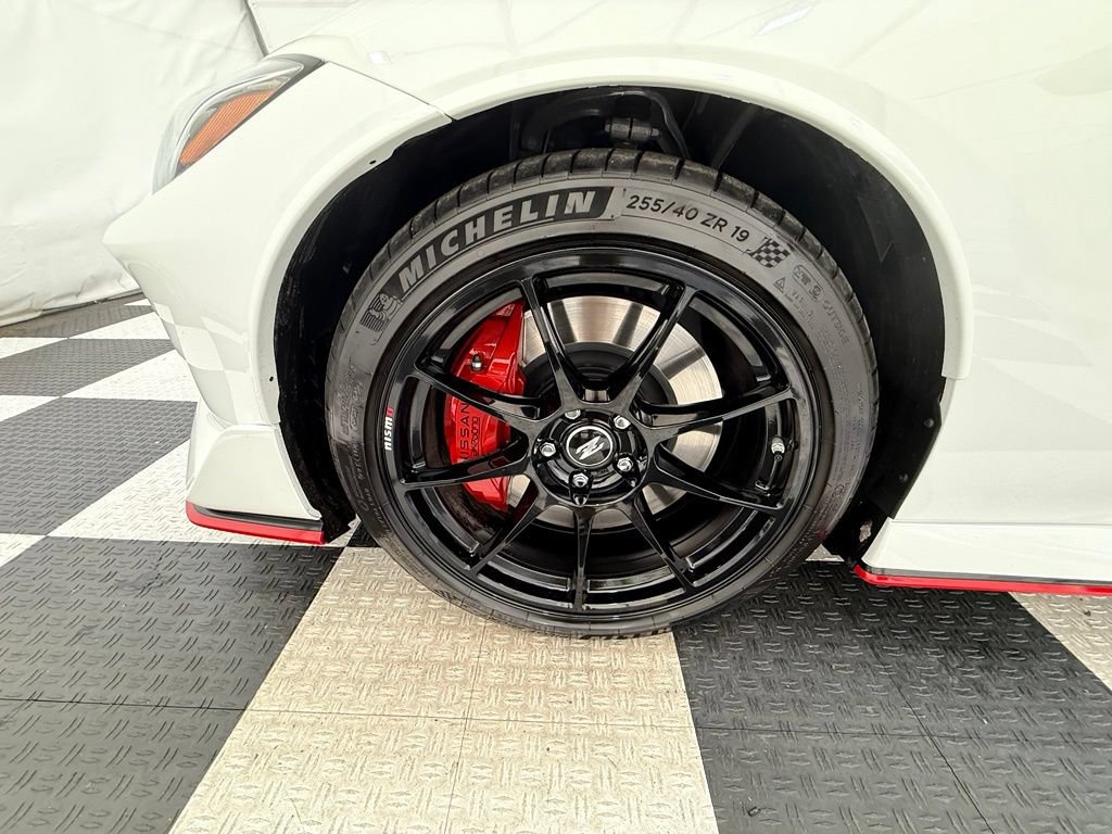 Used 2024 Nissan Z NISMO w/ Floor Mat Package RWD image 10