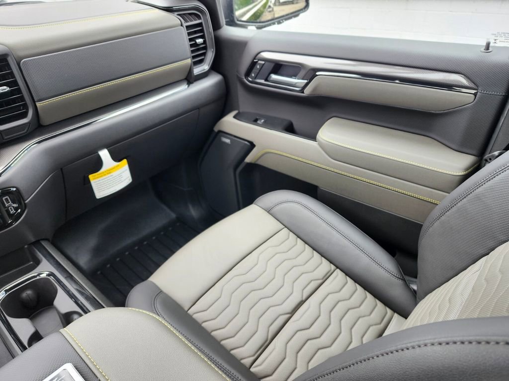 New 2026 Chevrolet Silverado 1500 ZR2 w/ Dark Appearance Package AWD/4WD image 20