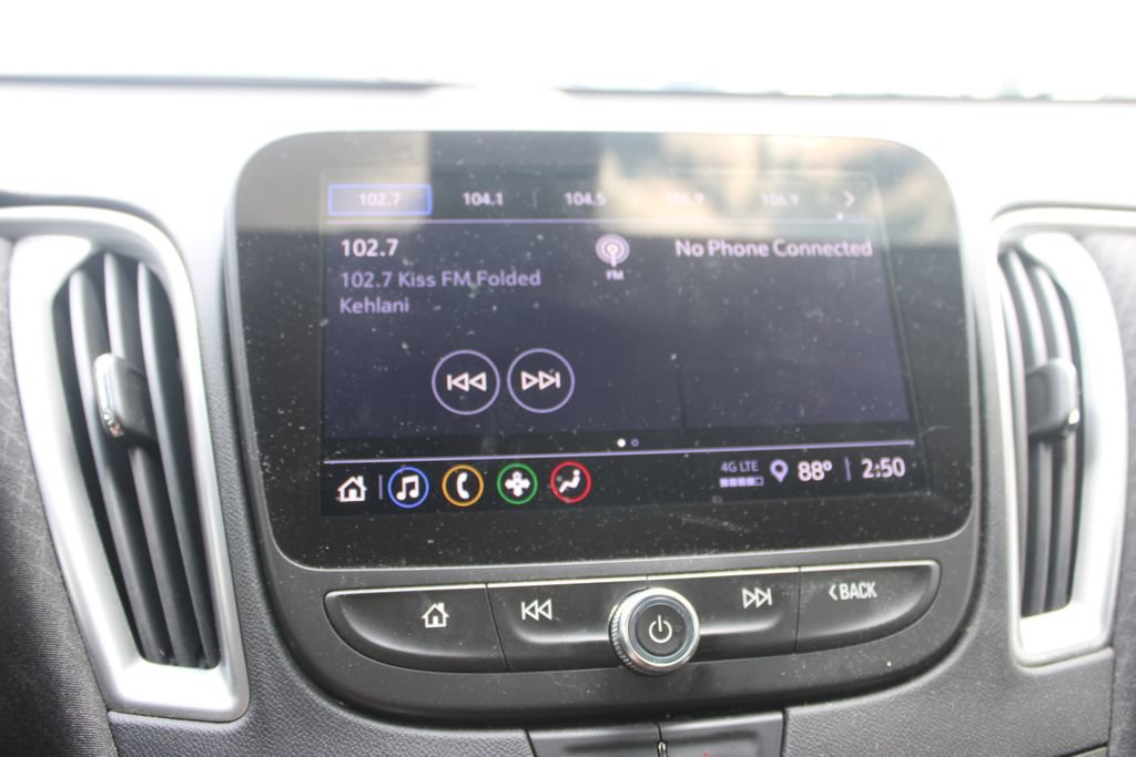 Used 2022 Chevrolet Malibu LT FWD image 43