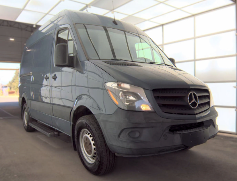 Used 2018 Mercedes-Benz Sprinter 2500 image 10