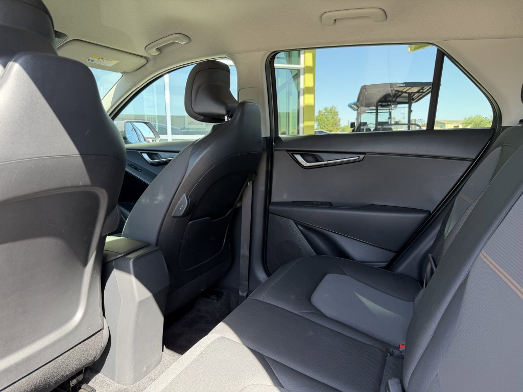 Used 2024 Kia Niro LX FWD image 35