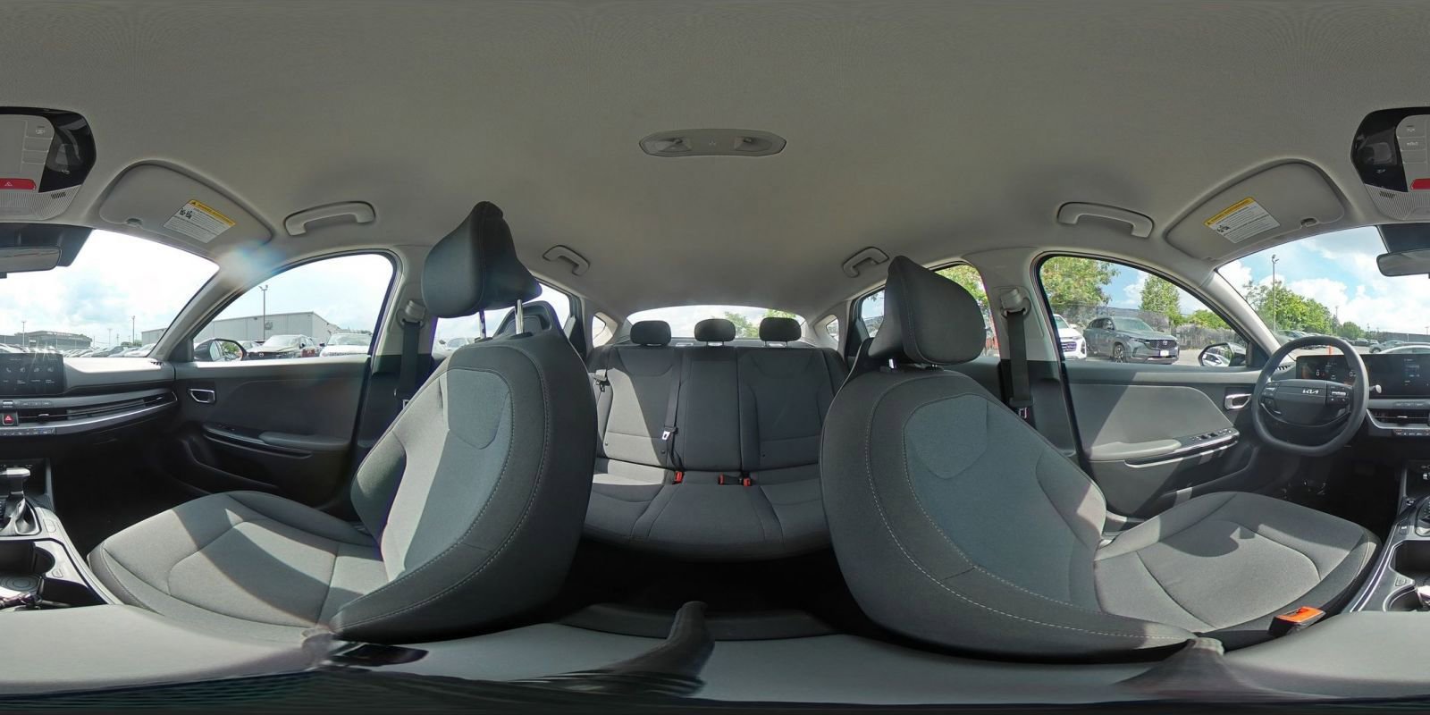 Used 2025 Kia K4 FWD image 37