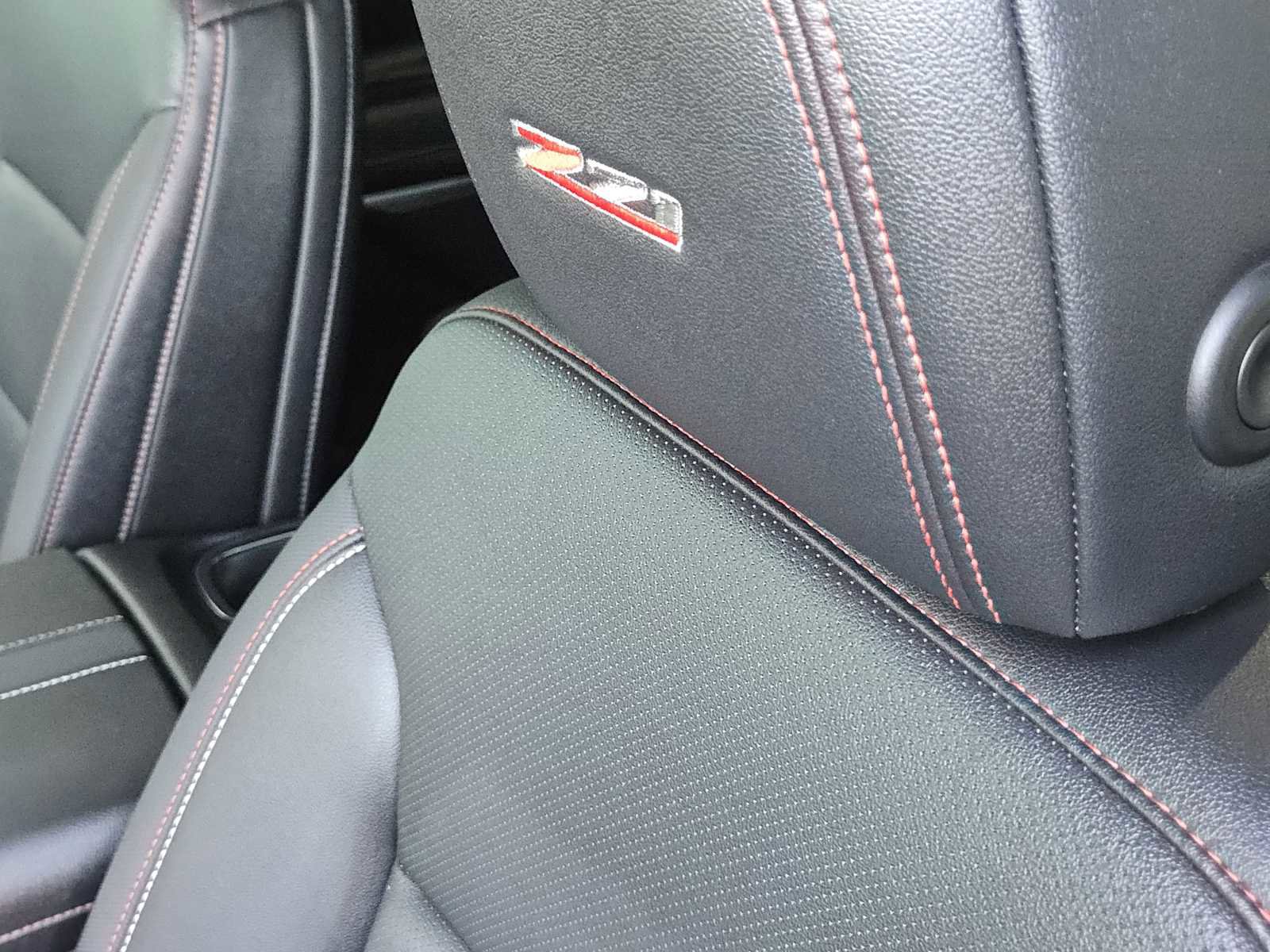 Certified 2025 Chevrolet Traverse Z71 w/ Enhanced Driving Package image 16