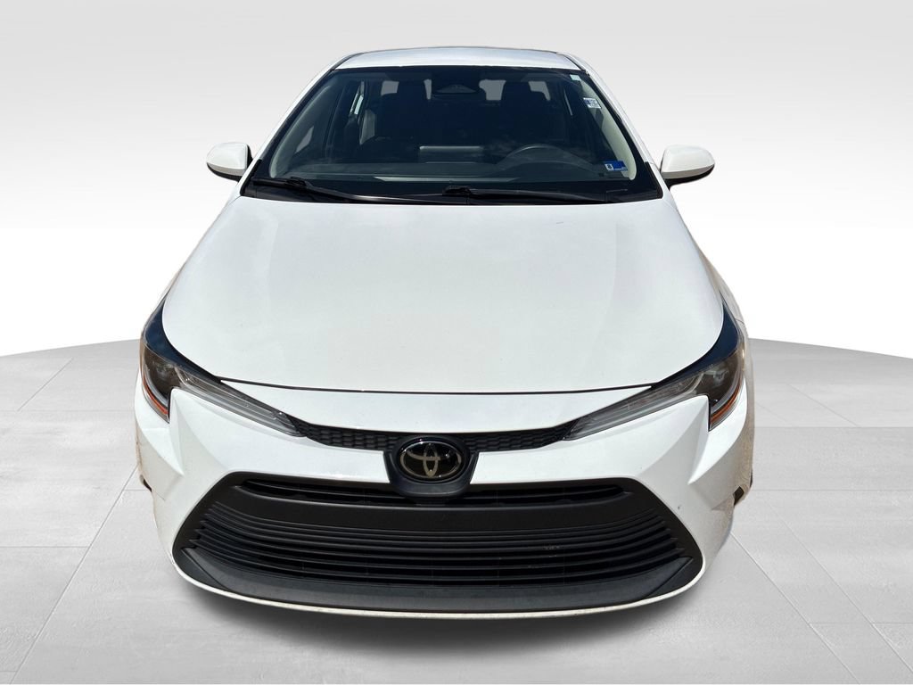 Used 2024 Toyota Corolla LE FWD image 9