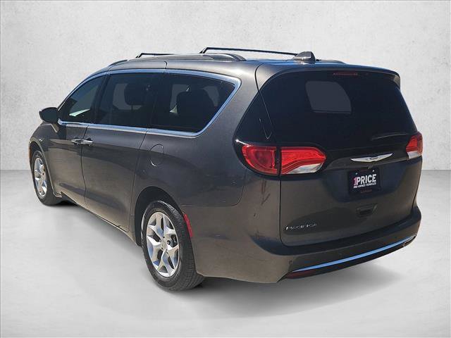 Used 2018 Chrysler Pacifica Touring Plus w/ Tire & Wheel Group image 8
