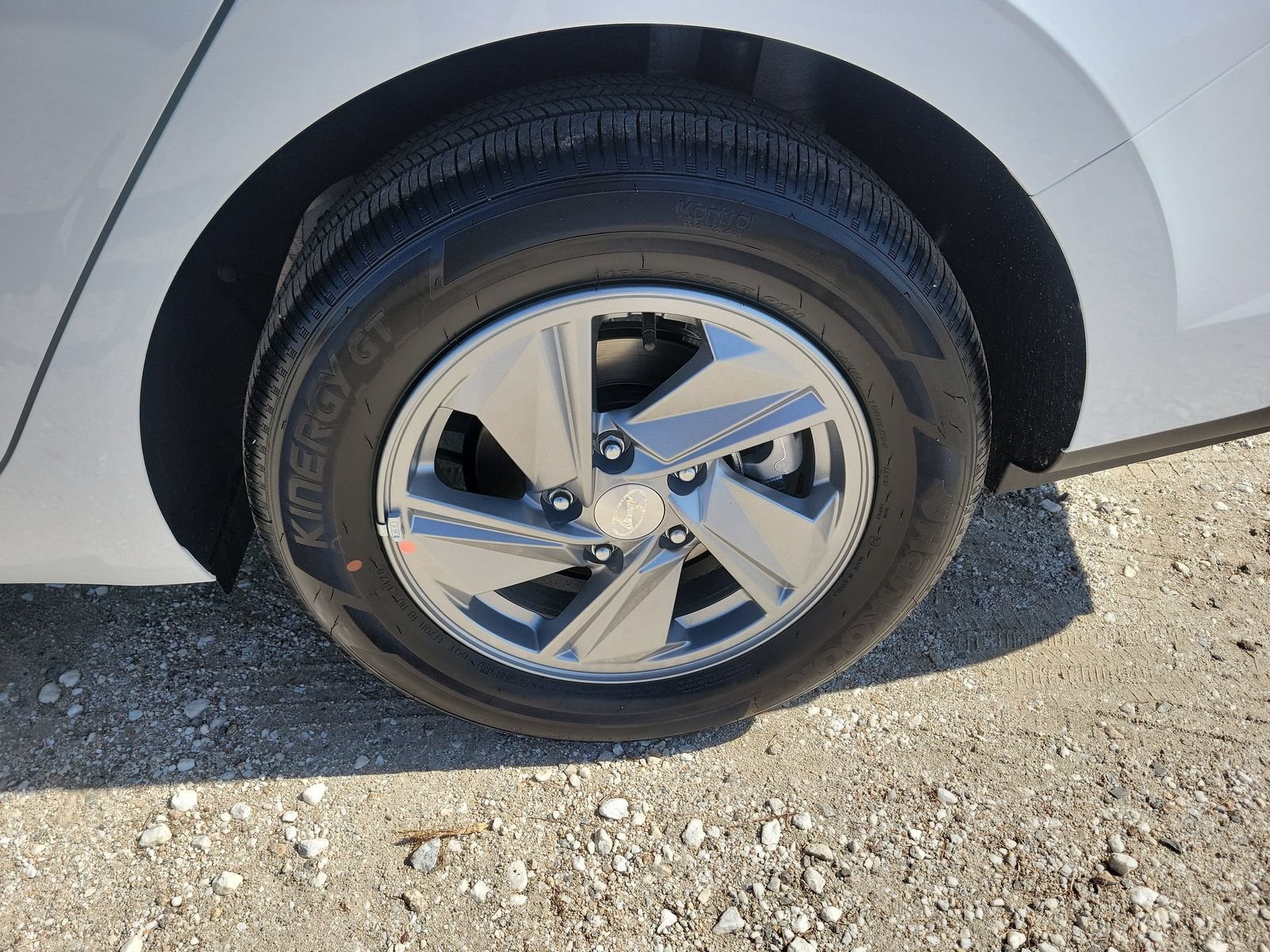 New 2026 Hyundai Elantra SE FWD image 21