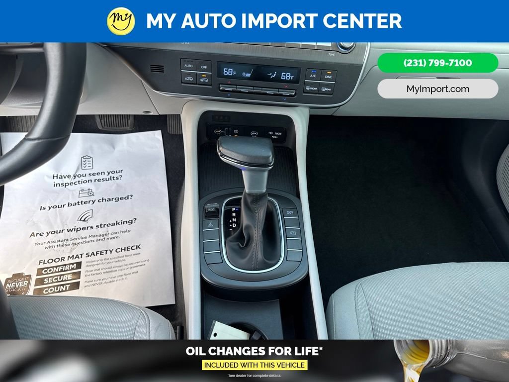 Used 2025 Hyundai Kona SEL AWD/4WD image 22